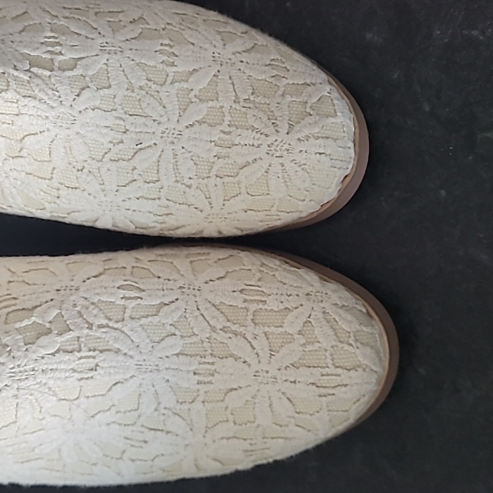 Very Volatile Booties Size 7.5 - image 4